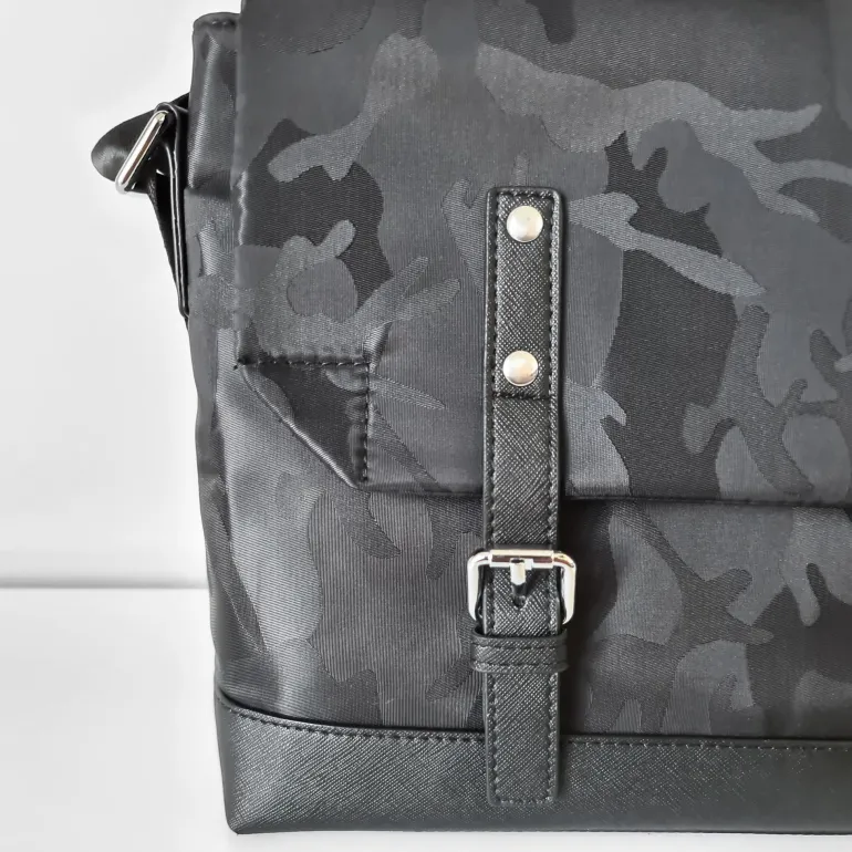 Sac besace Oxford camouflage avec garniture cuir safiano^Sac Bandoulière Cheap
